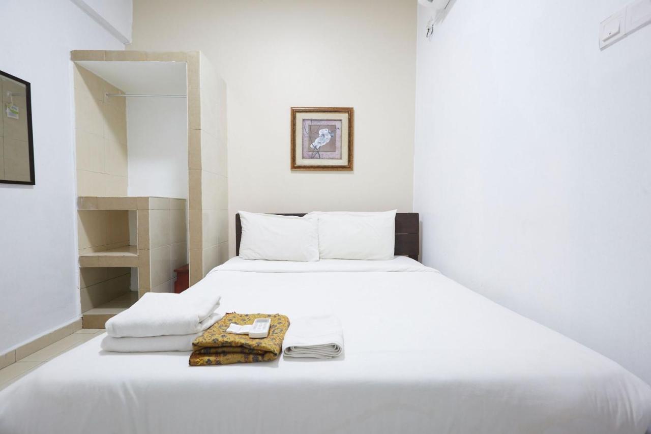 มาวาร์ วิลลา บาตูฮิตัม Hotel Kampung Sungai Karang ภายนอก รูปภาพ